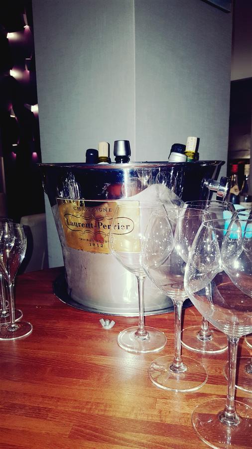 Logis - Hotel Du Nord Et Restaurant La Table D'Elisa Compiègne Eksteriør billede